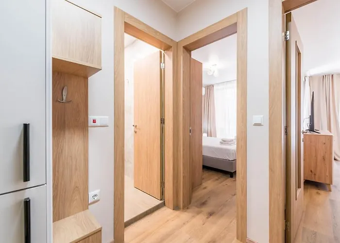 Мир 27 アパート *